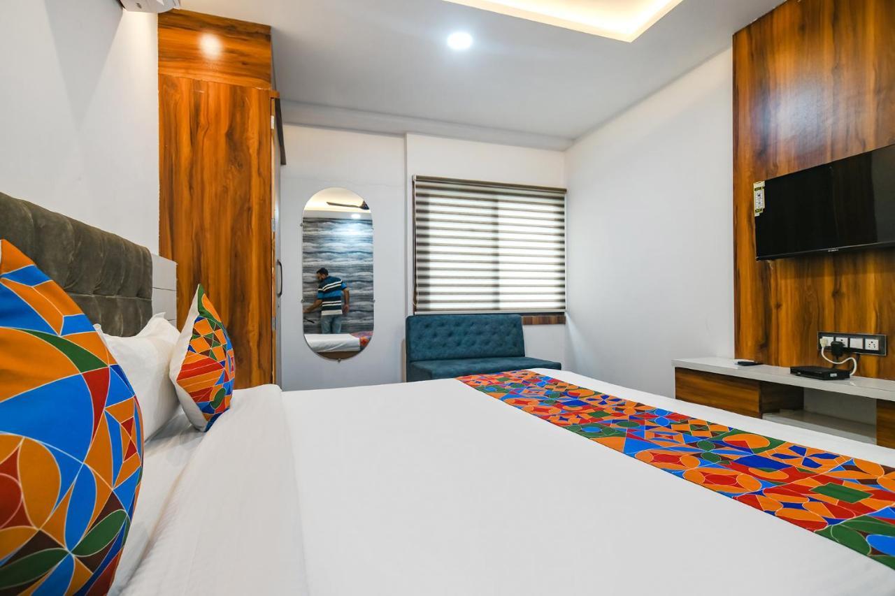Fabhotel Stay Well Индор Екстериор снимка