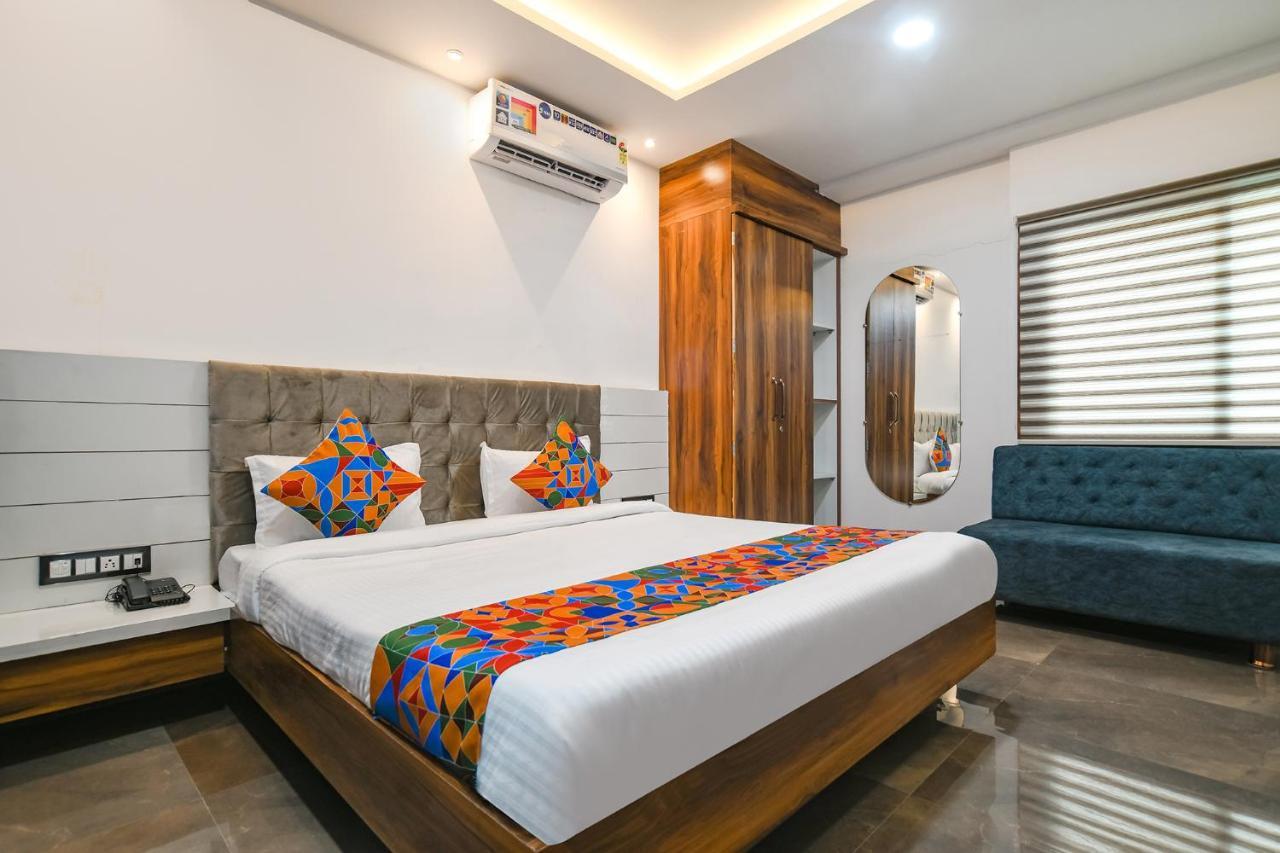 Fabhotel Stay Well Индор Екстериор снимка