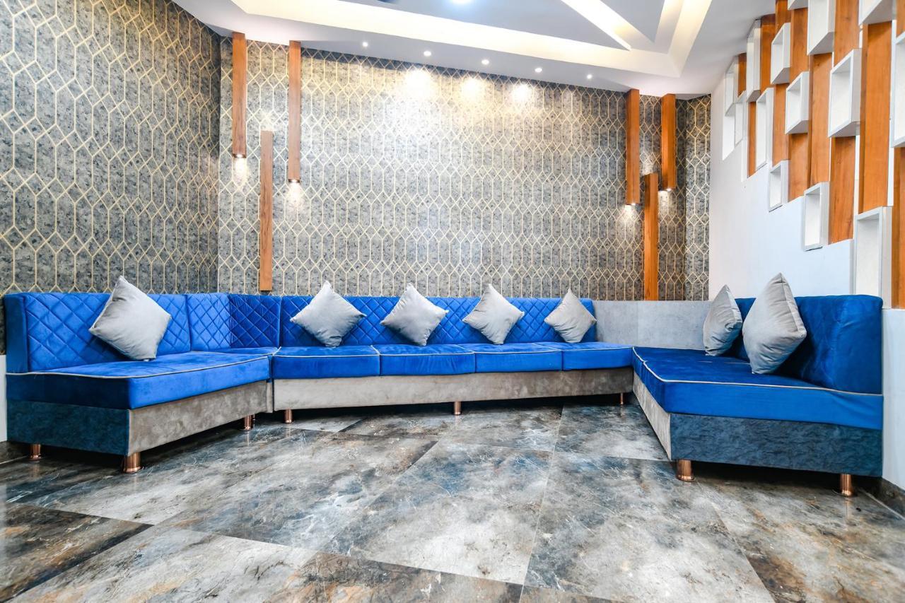 Fabhotel Stay Well Индор Екстериор снимка