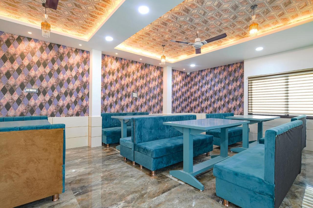 Fabhotel Stay Well Индор Екстериор снимка