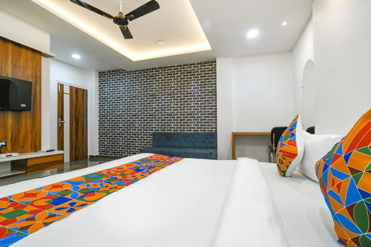 Fabhotel Stay Well Индор Екстериор снимка