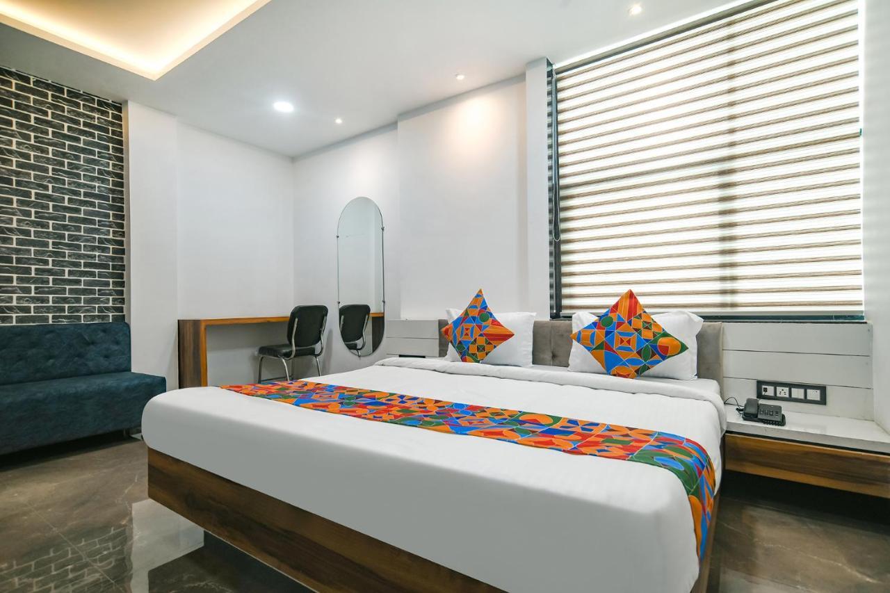 Fabhotel Stay Well Индор Екстериор снимка
