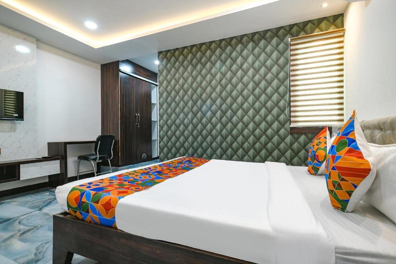 Fabhotel Stay Well Индор Екстериор снимка